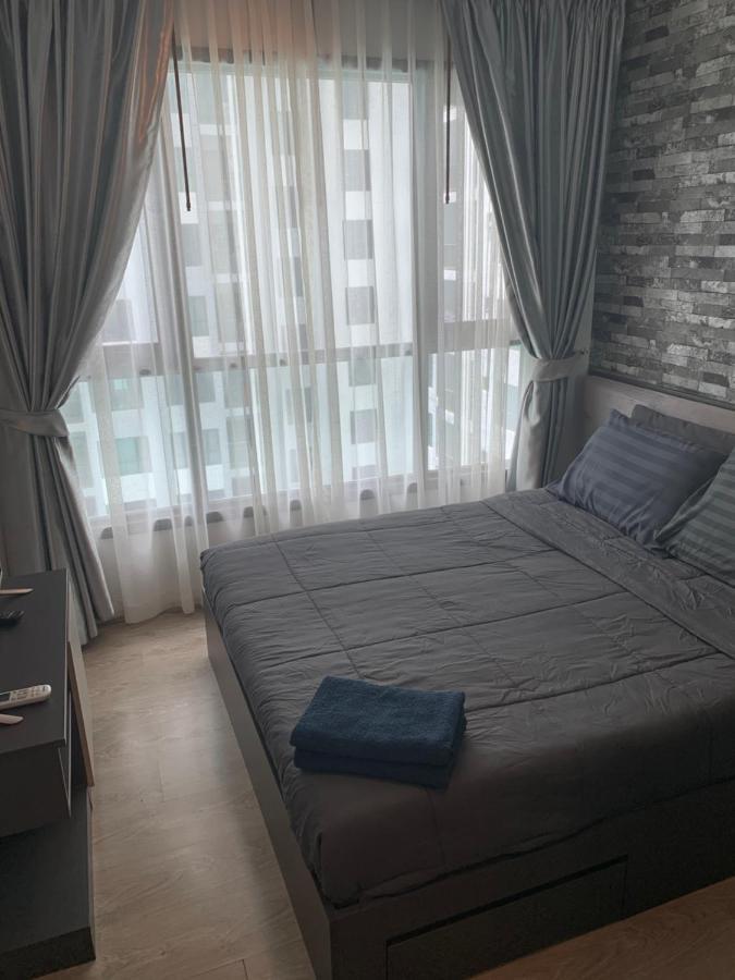 Base Condos Pattaya Exterior photo